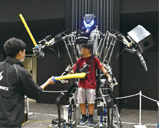 ロボットに乗って動かす