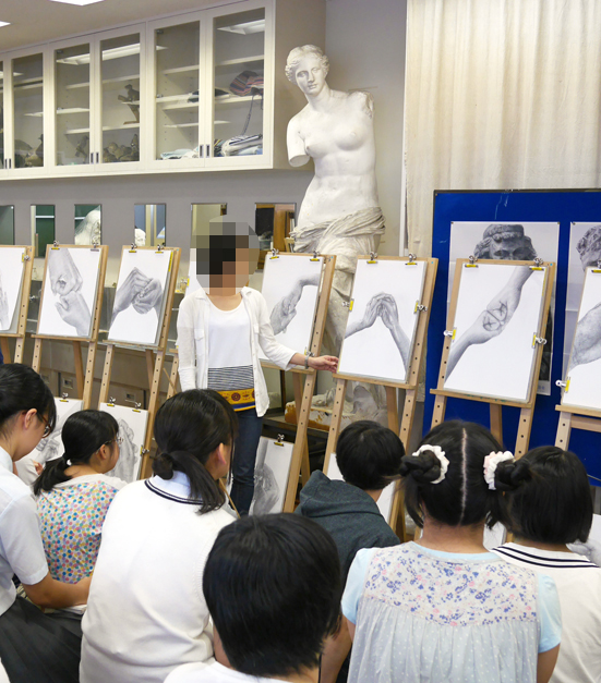 工芸高等学校の紹介画像_03