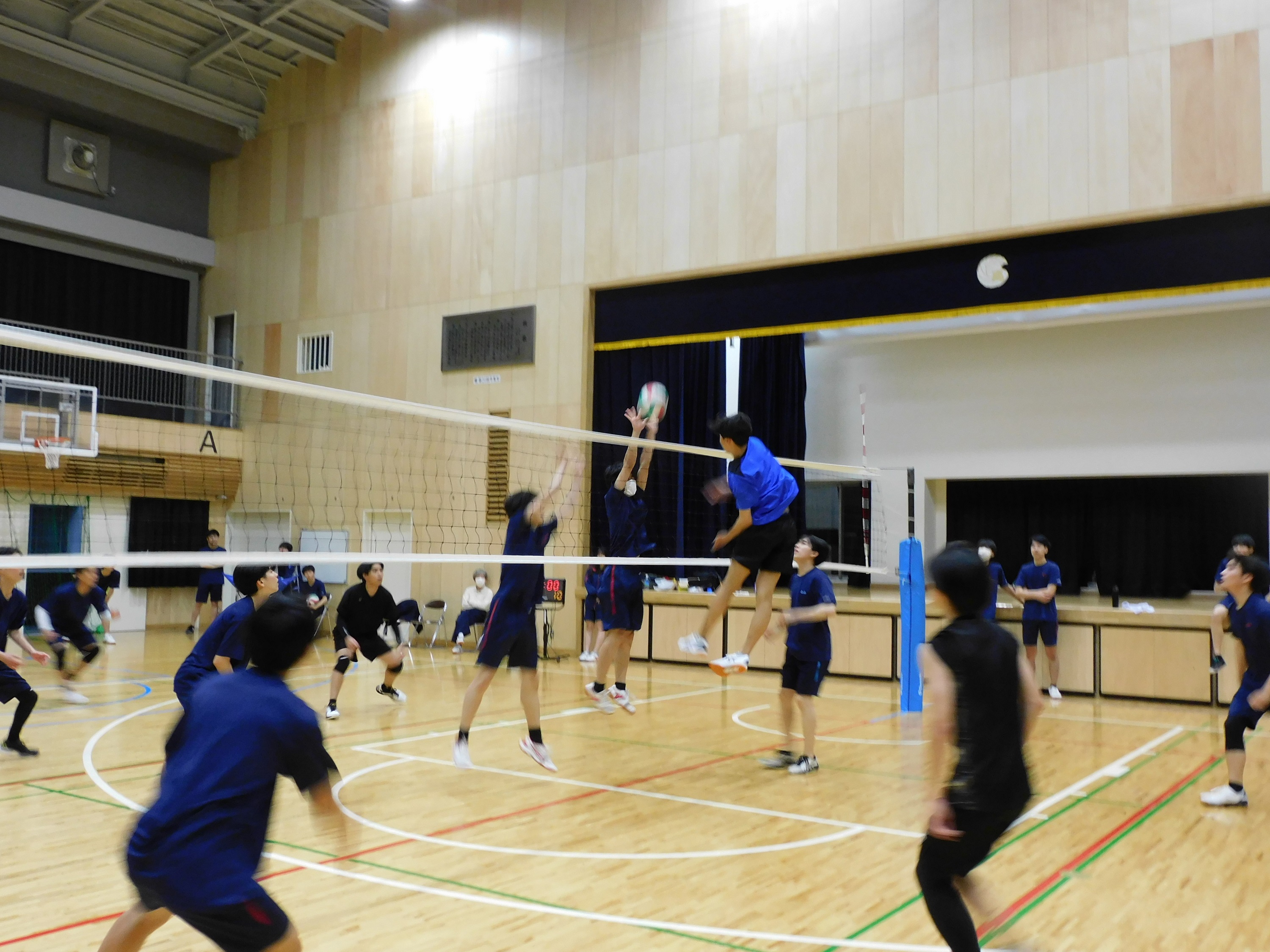 府中東高等学校の紹介画像_04