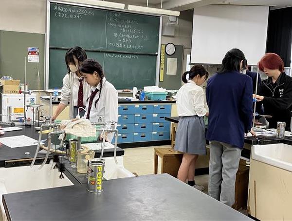 国際高等学校の紹介画像_01