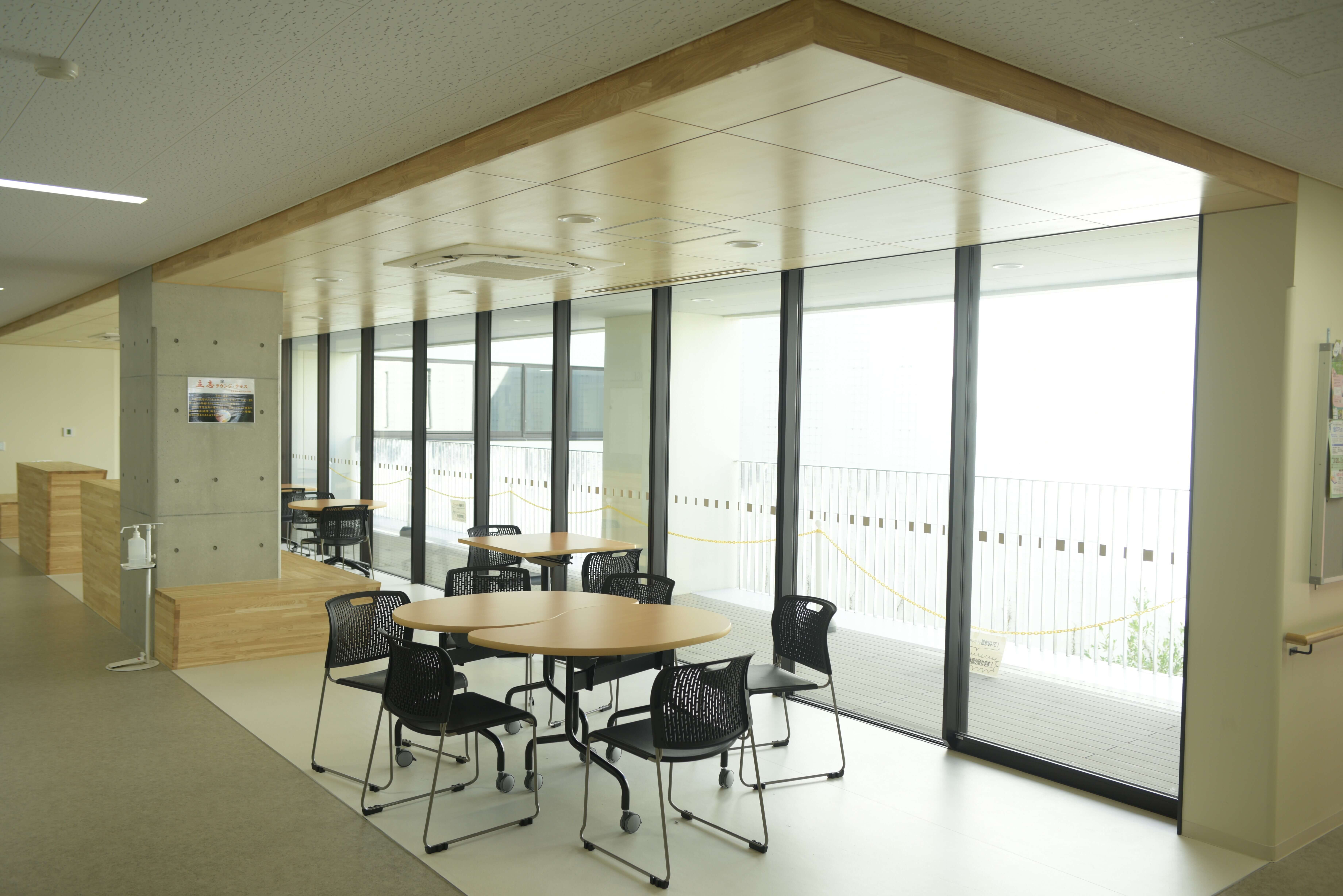 府中高等学校の紹介画像_03