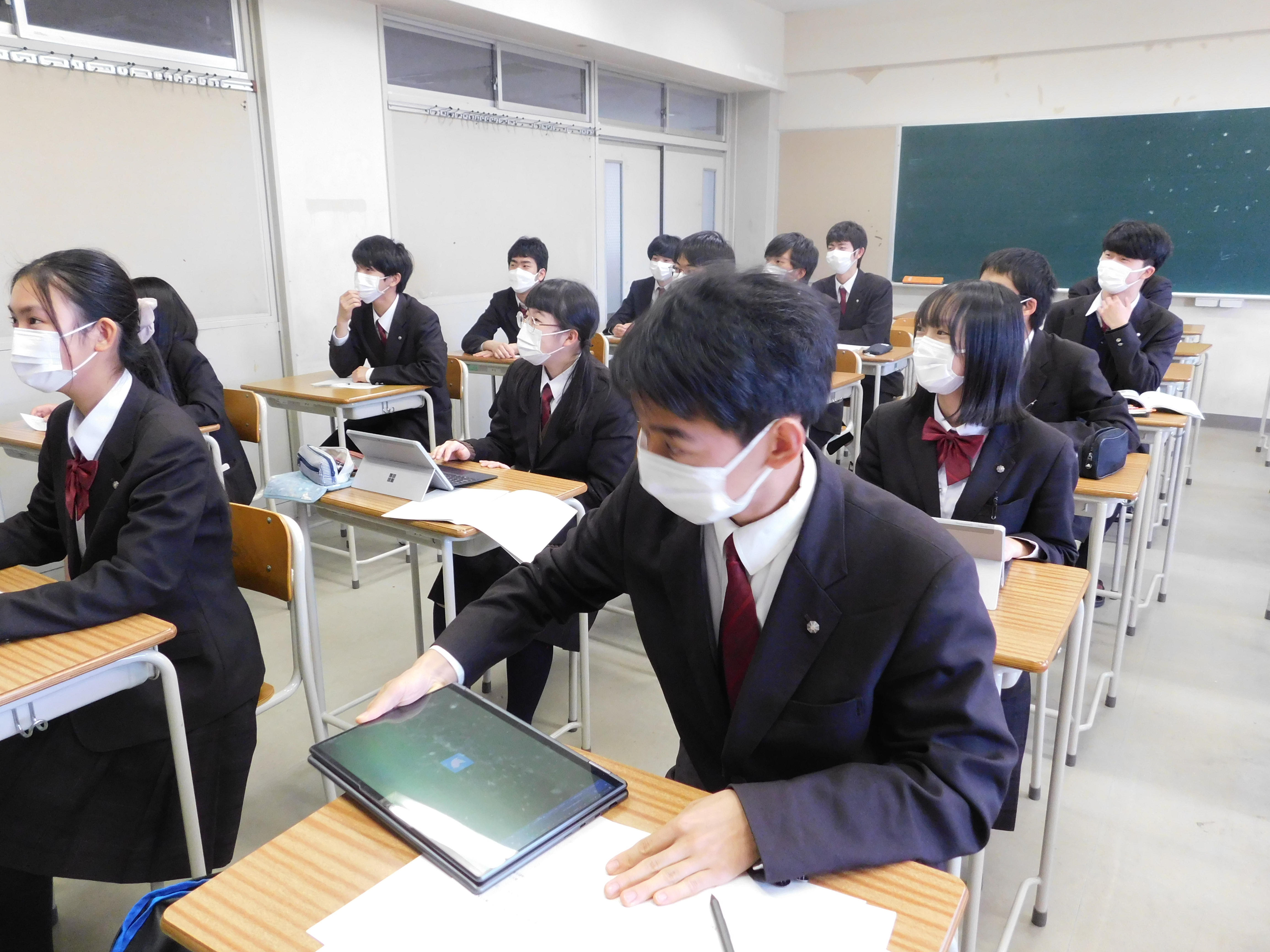八王子東高等学校の紹介画像_01