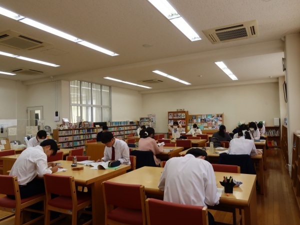 国分寺高等学校の紹介画像_05