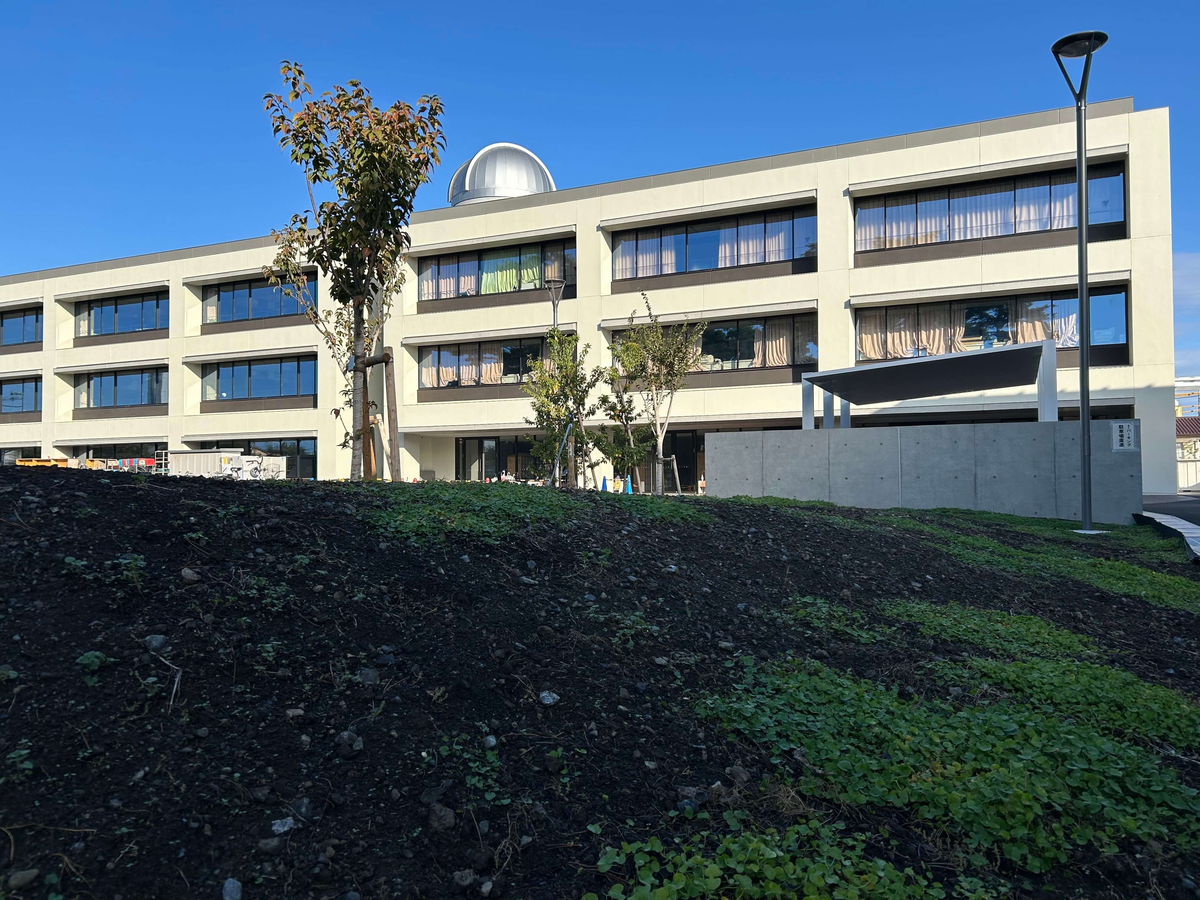 府中高等学校の制服