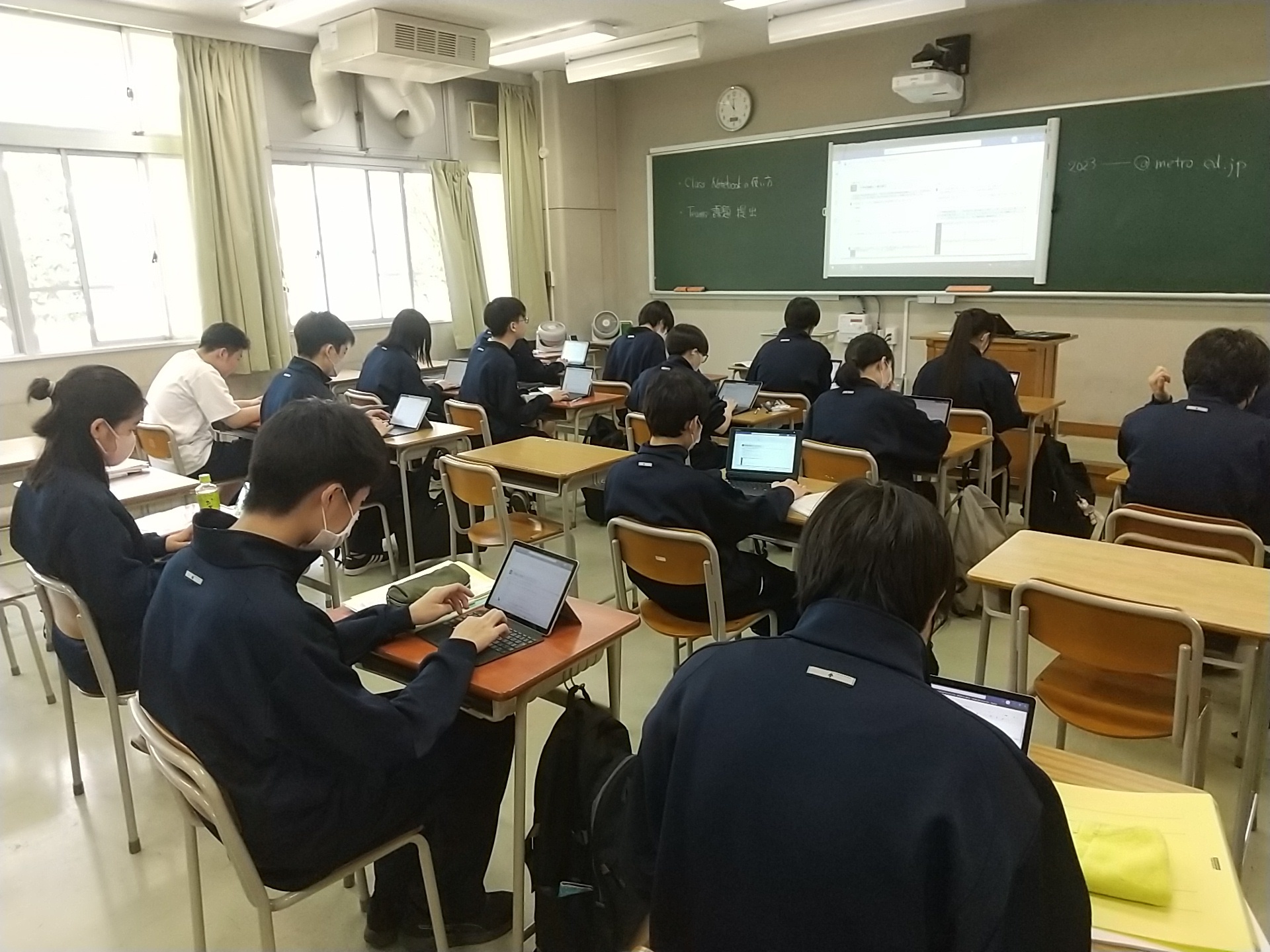 稔ヶ丘高等学校の紹介画像_03