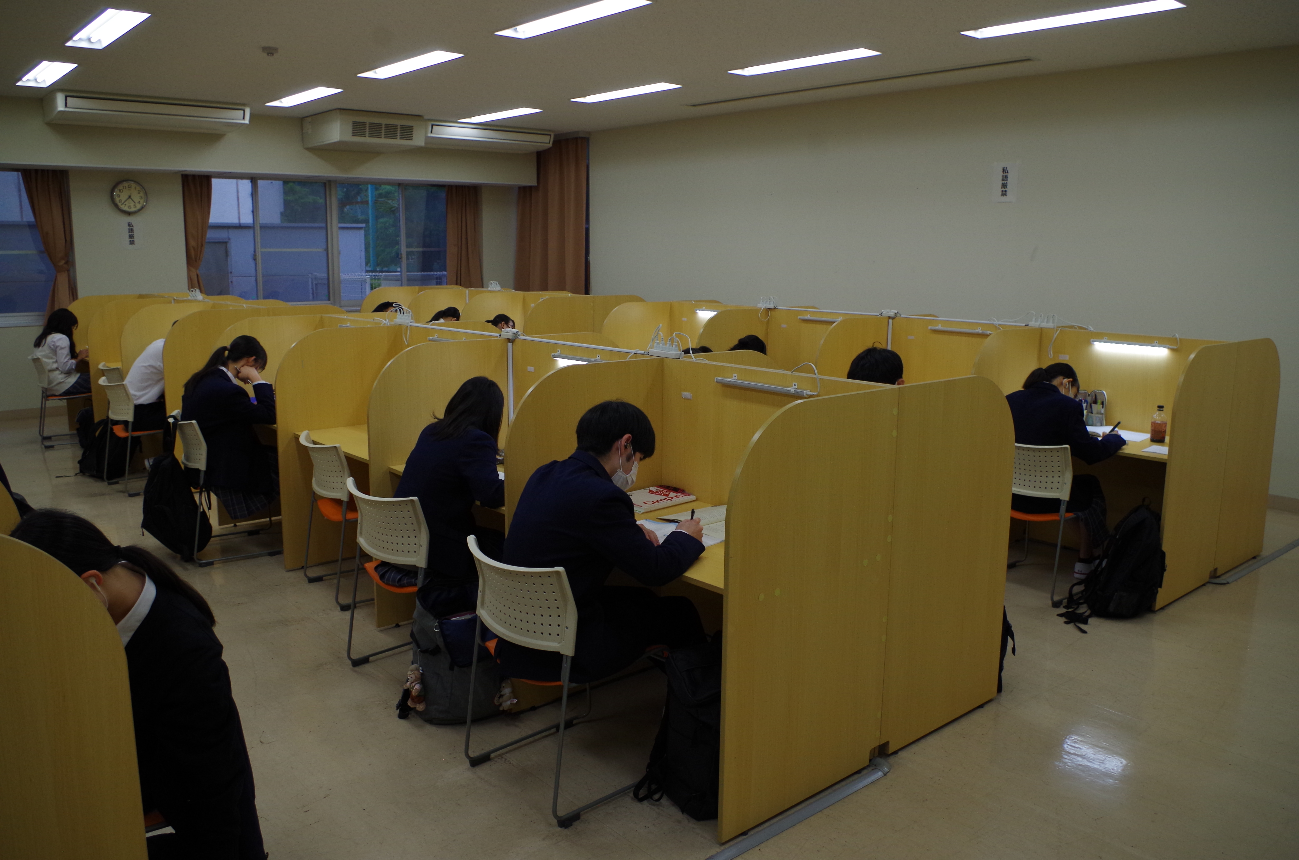 武蔵野北高等学校の紹介画像_01